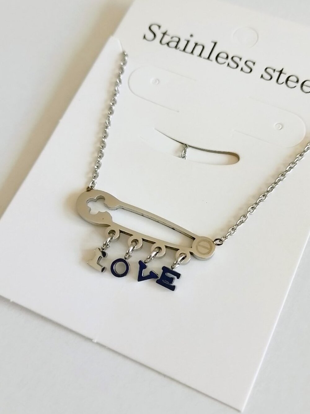 Safety Pin Love Pendant Necklace | Stainless Steel | Silver ColorTrendy